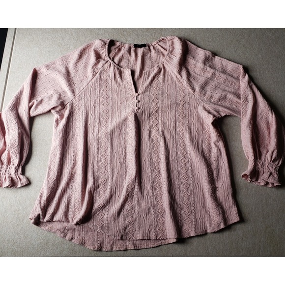 Frye Tops - Frye Peasant Top Sz‎ XXL Dusty Pink Aztec Textured  Boho Prairie Southwest